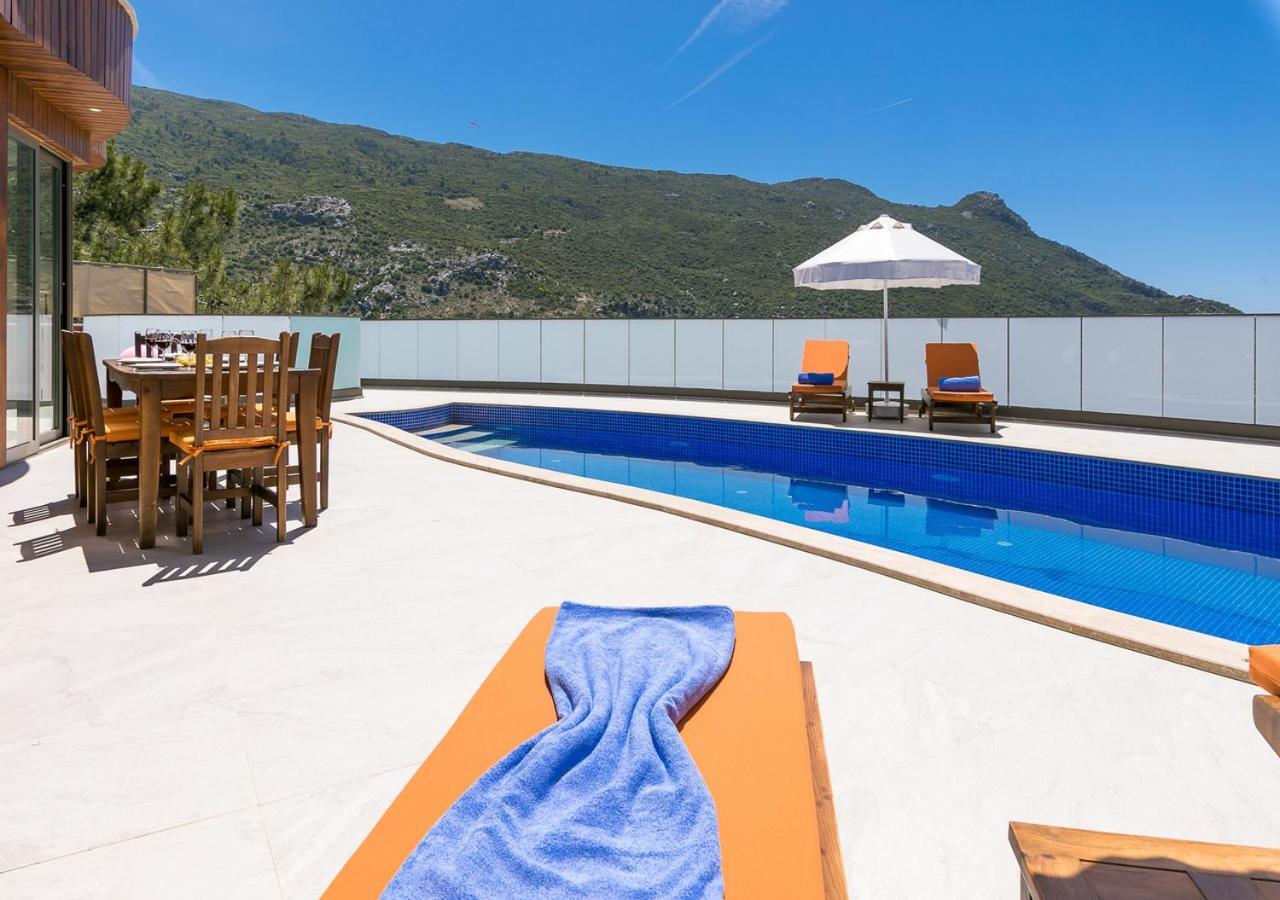 Villa 5 Sleeps 6 Isolated Pool See And Montain View-Villa Kartal Yuvasi Uzumlu  Exterior foto